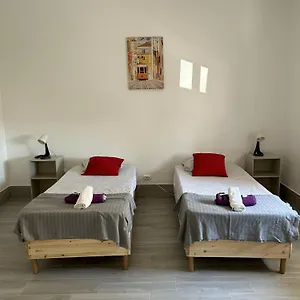 Oriente Dna Iv Apartamento