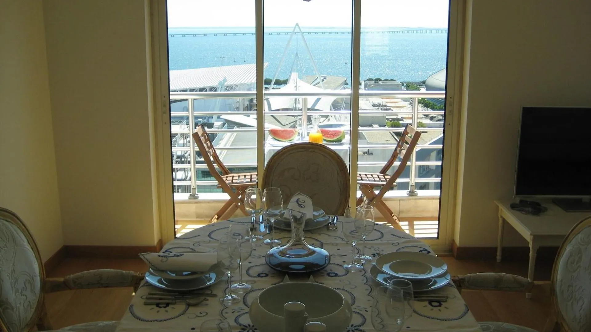 Apartment Haven In Lisbon - Exquisite Top Floor With 7 Meters Balcony To The Largest Riverfront In Lisbon Portugal
