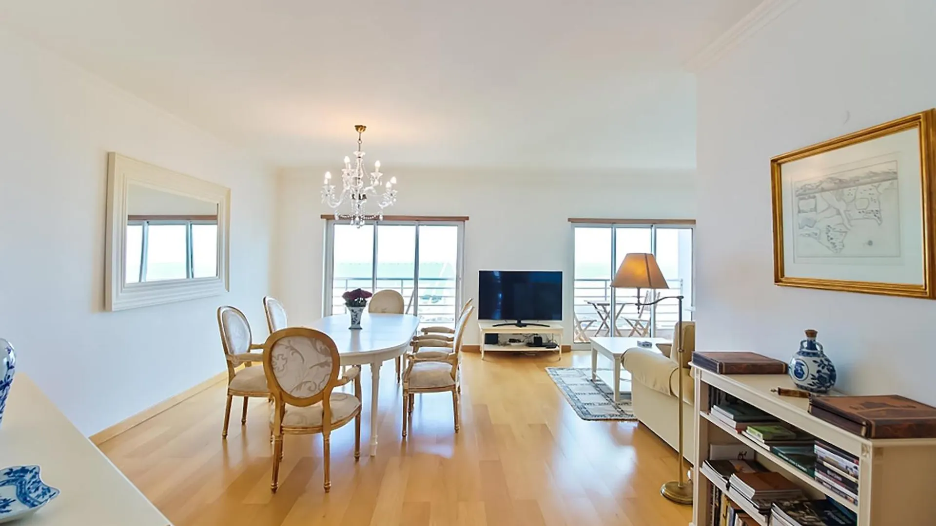 Haven In Lisbon - Exquisite Top Floor With 7 Meters Balcony To The Largest Riverfront In Lisbon