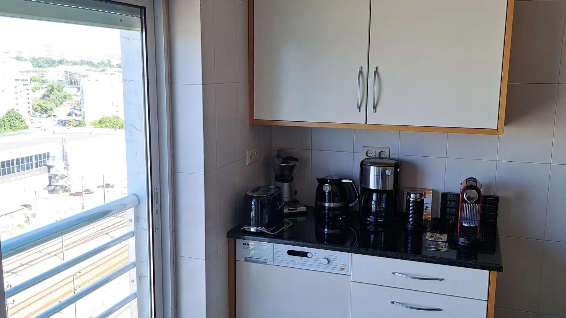 Haven In Lisbon - Exquisite Top Floor With 7 Meters Balcony To The Largest Riverfront In Lisboa 0*,  Portugalsko
