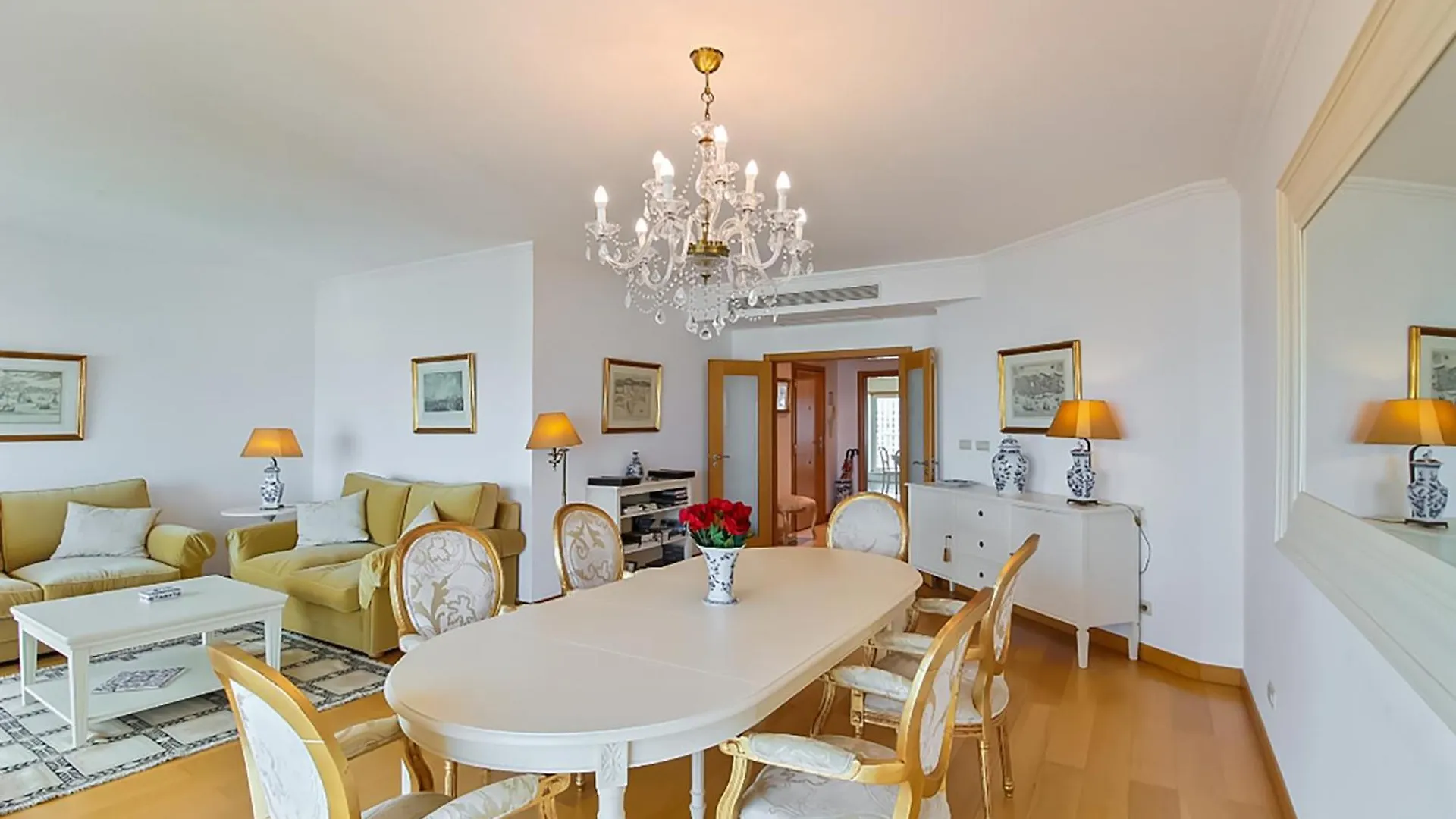 Haven In Lisbon - Exquisite Top Floor With 7 Meters Balcony To The Largest Riverfront In Lisboa 0*,